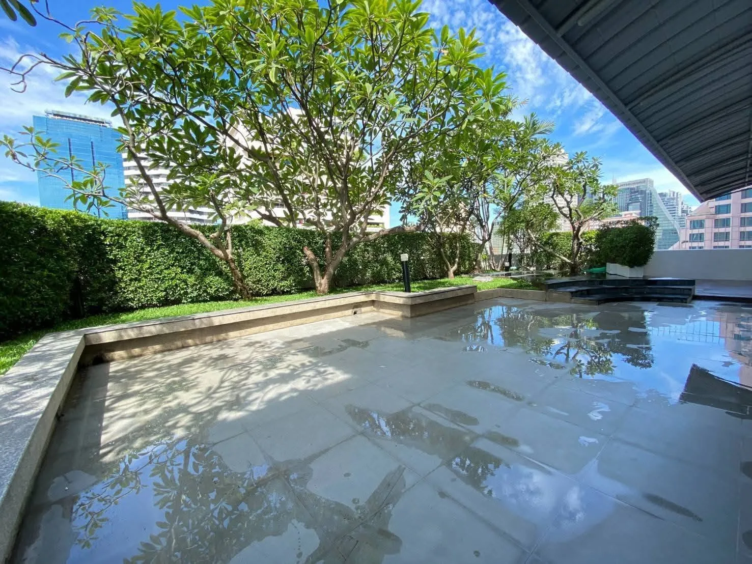 Pet friendly 🐕  Penthouse 4 bedroom with large terrace 🏢✨🛋️