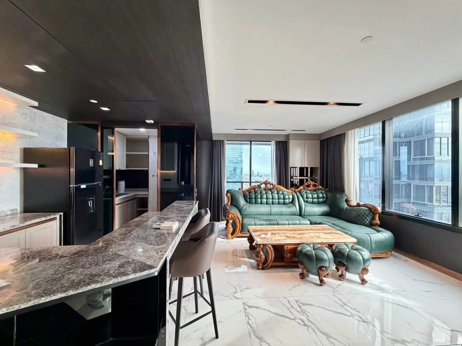 M SILOM 🐶🐱| 2BR | Rent: 140,000 🔥 NEAR BTS SILOM🚝