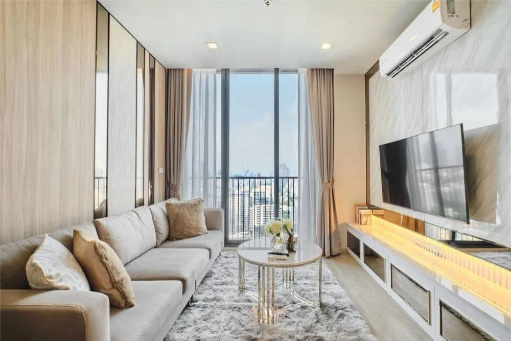 Noble State Sukhumvit 39 | 2 Bedroom Condo for Rent