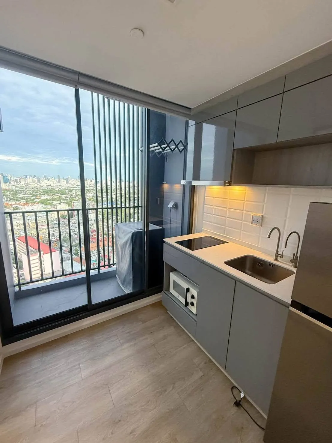 Condo For Rent : Modiz rhyme ramkhamhaeng