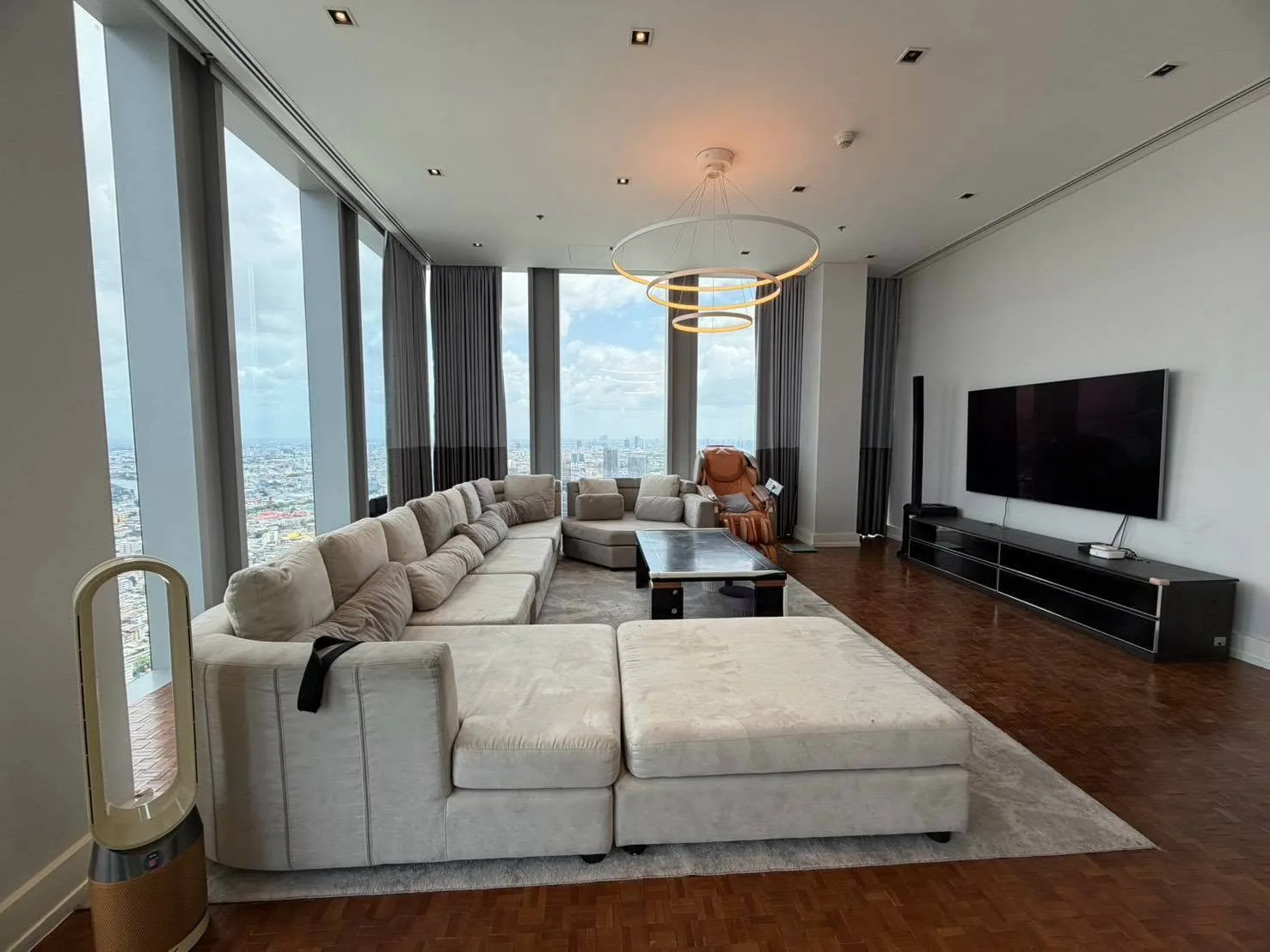 The Ritz-Carlton Residences Bangkok | Luxury 3 Bedroom Residence for Sale