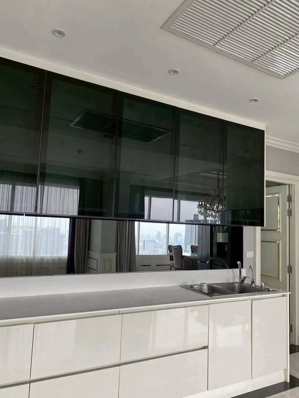 Q Asoke | Luxury 5-Bedroom Residence for Rent & Sale