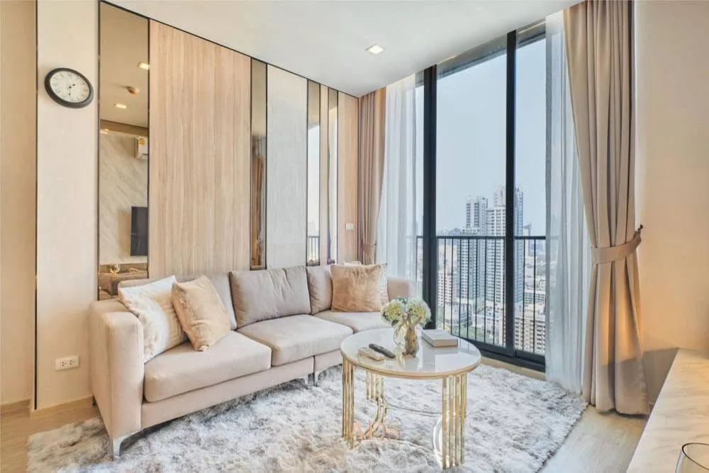 Noble State Sukhumvit 39 | 2 Bedroom Condo for Rent