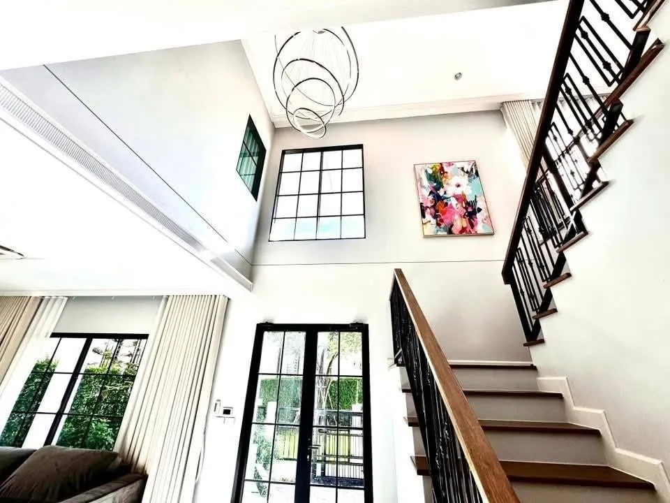 Beautiful, ready-to-move-in house in Bangna area📍