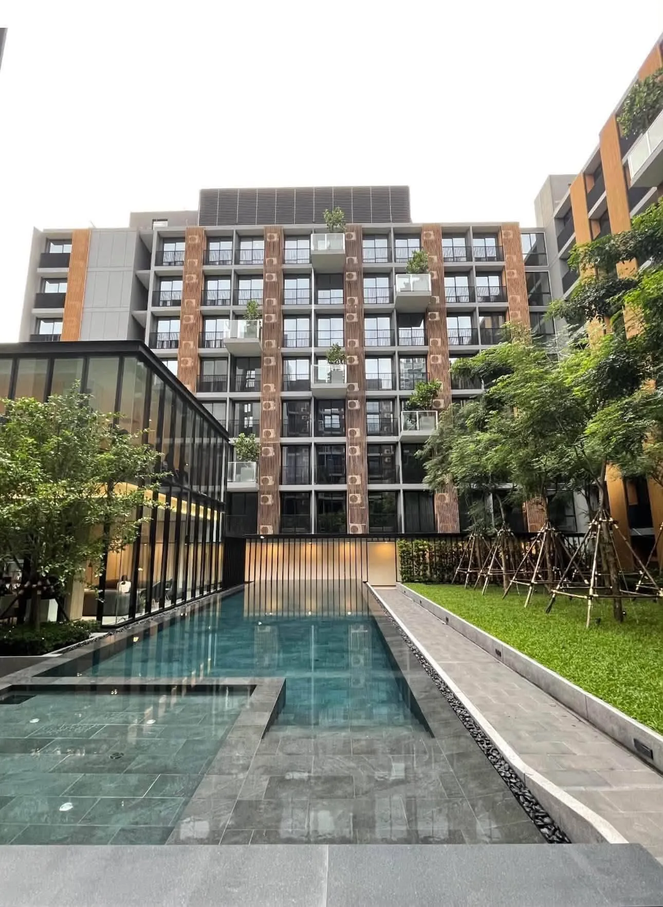 🏡  For Rent – Noble Ambience Sukhumvit 42