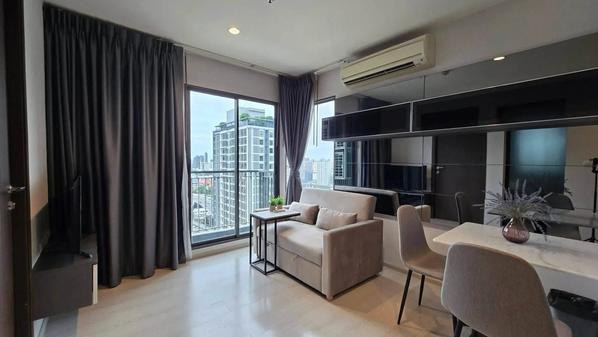 🏙️ Rhythm Asoke | 2BR