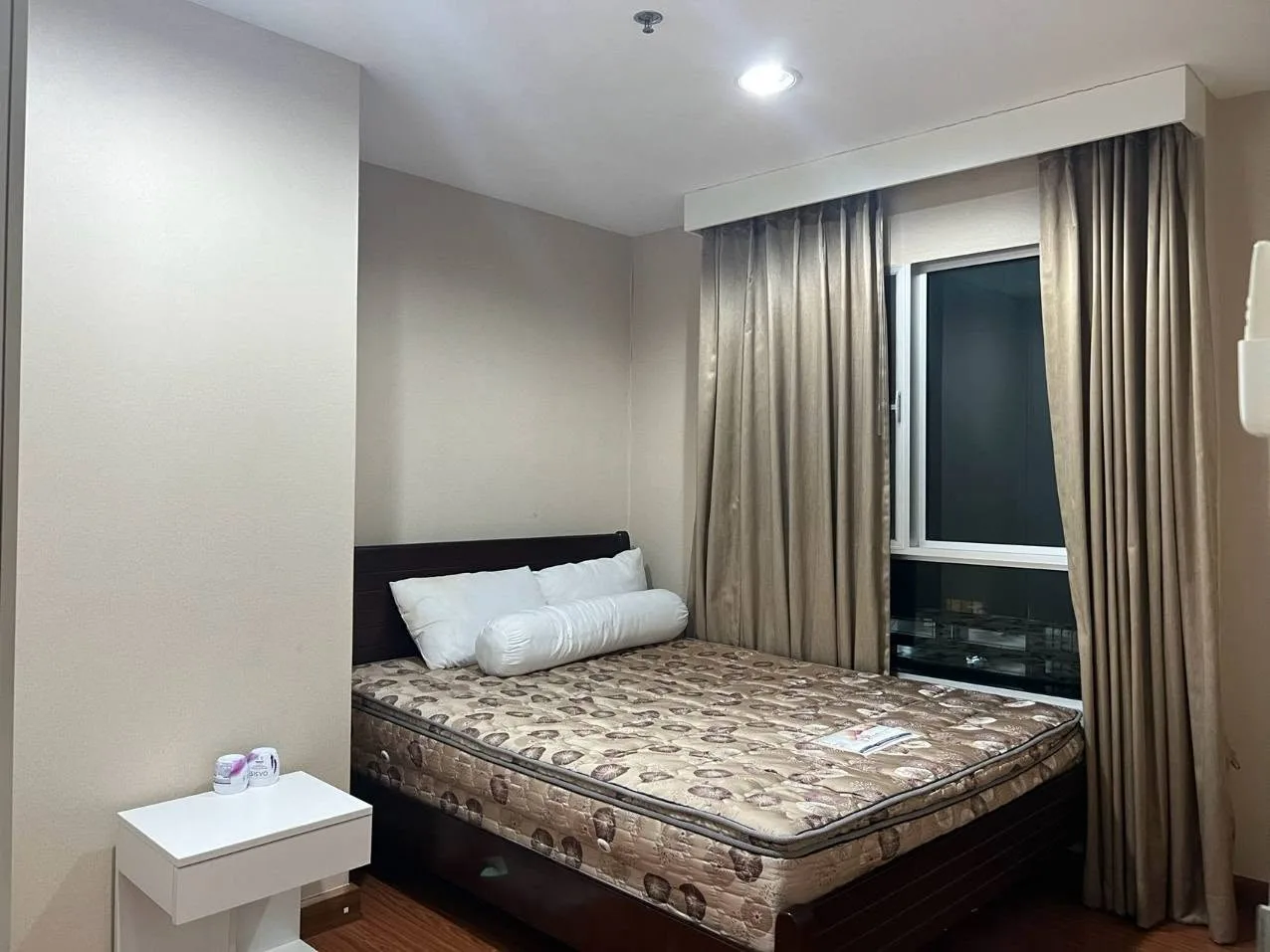 Belle Grand Rama 9 | 3 Bedroom Condo for Sale