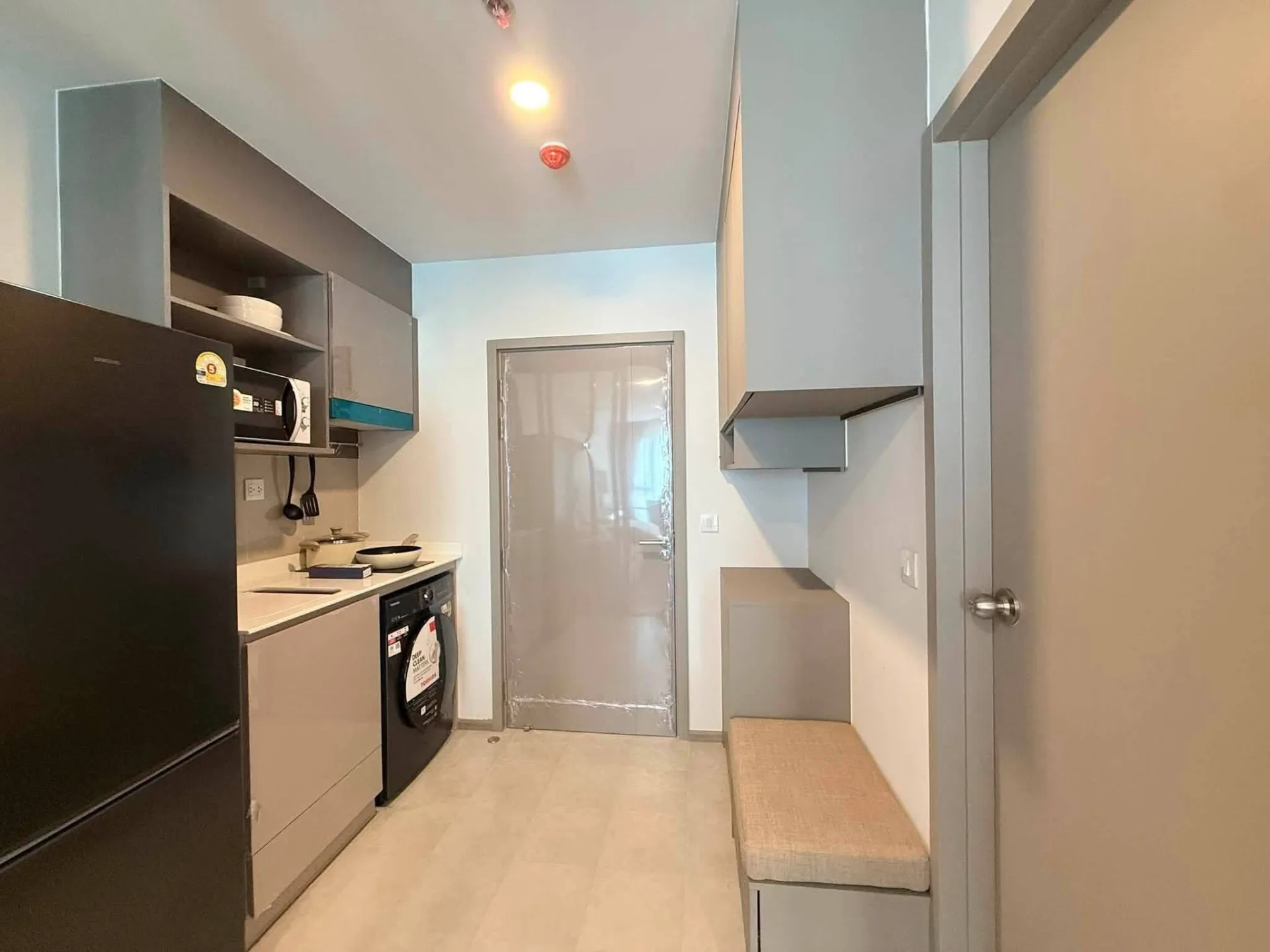 🏡 Room for Rent – Aspire Sukhumvit Rama 4