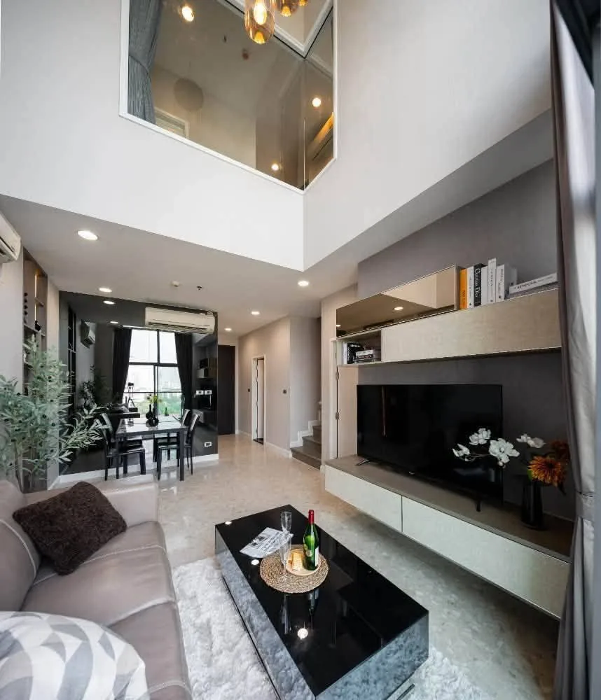 The Crest Sukhumvit 34 | 2-Bedroom for Rent & Sale