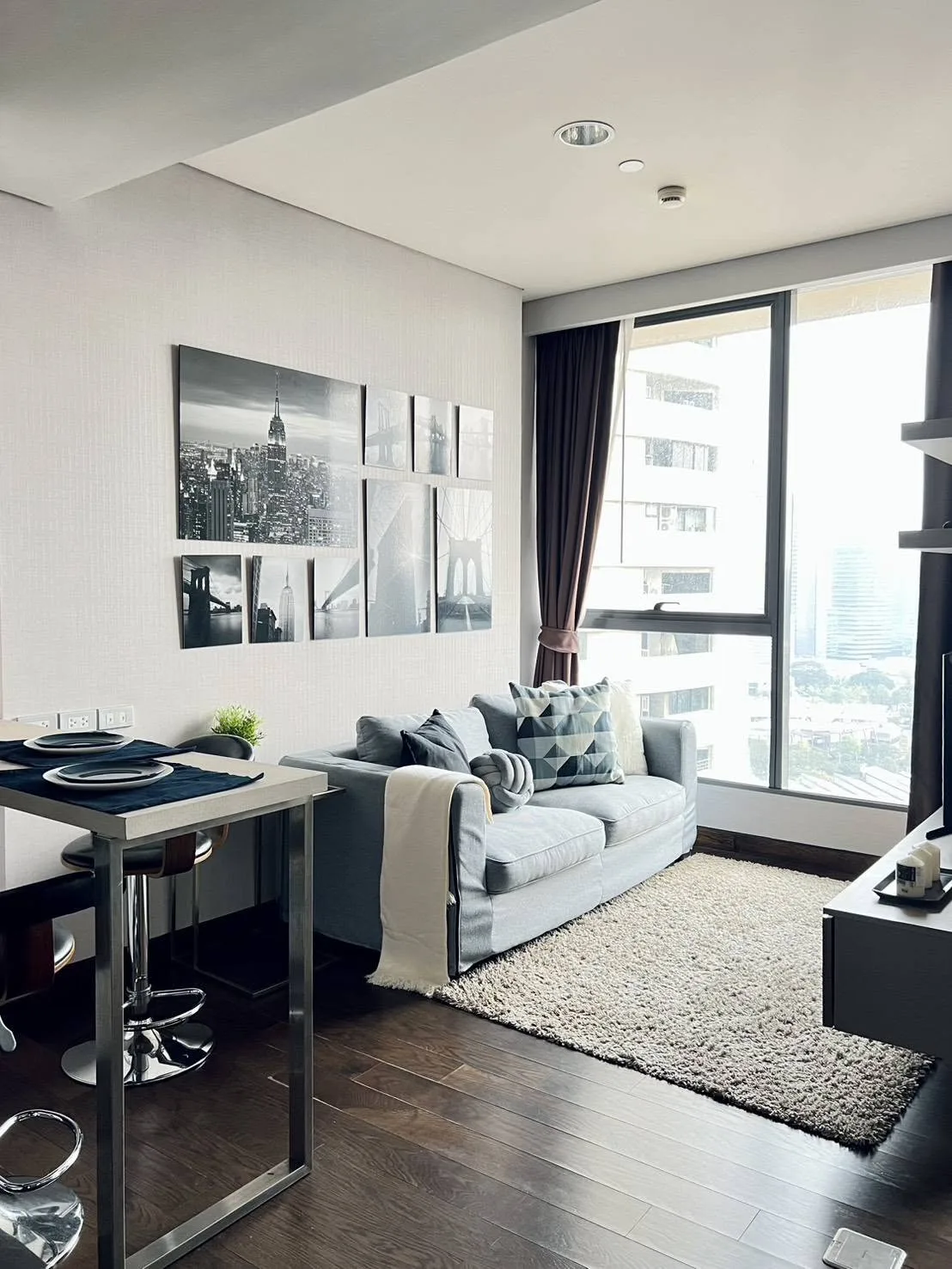 The Lumpini 24, Sukhumvit 24