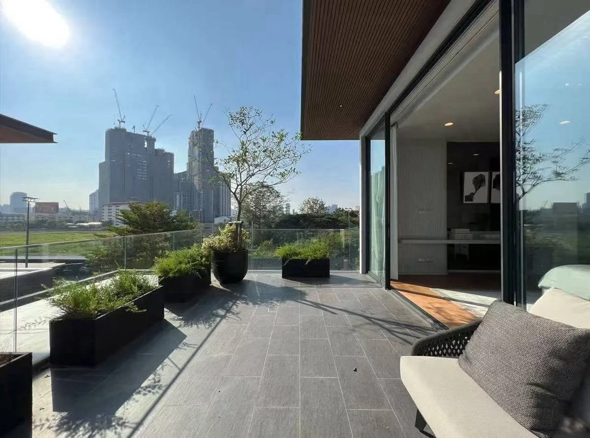 Rama 9 | Ultra-Luxury 5-Bedroom Villa with Private Pool for Rent