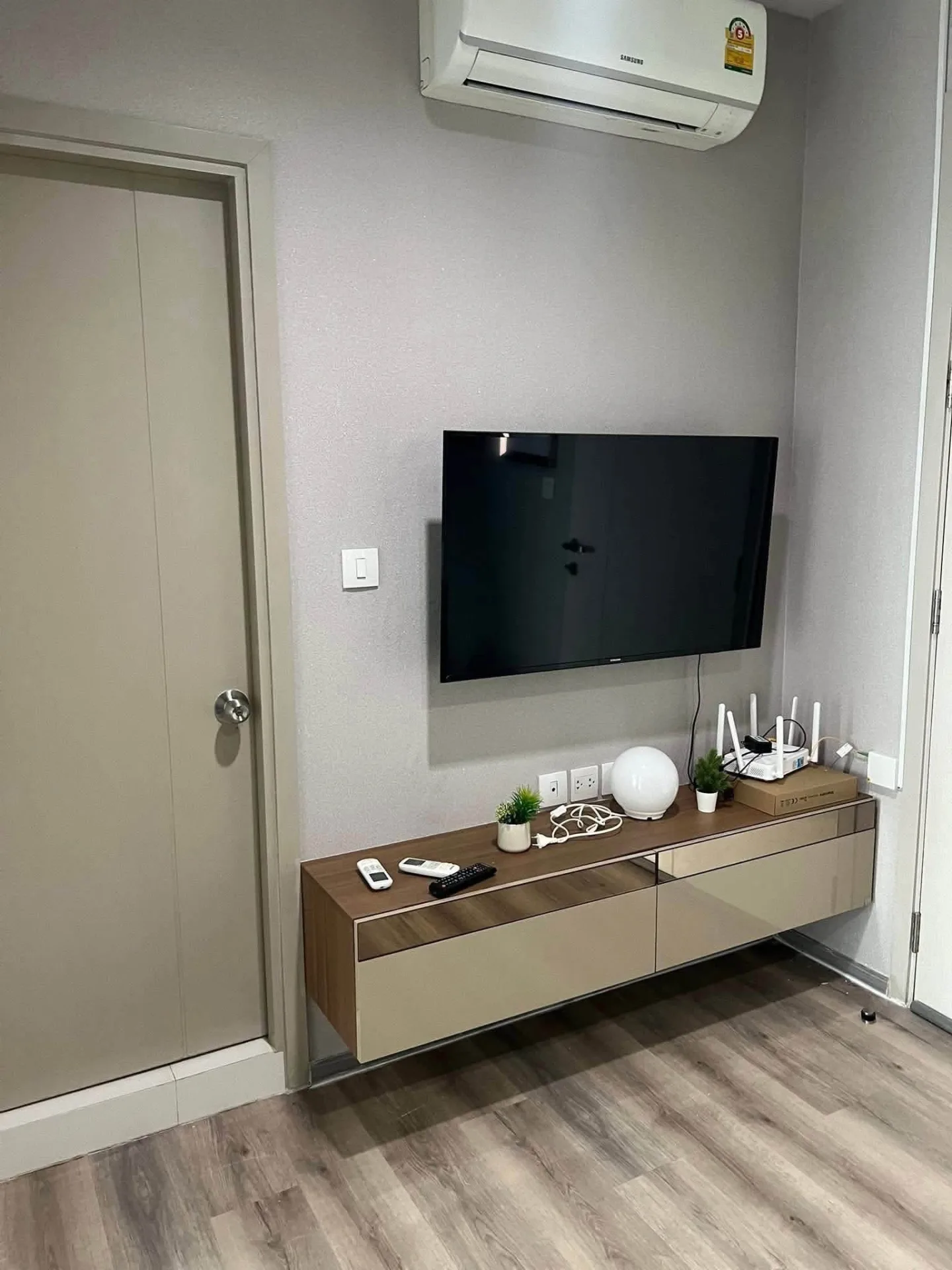 Life Sukhumvit 48 –