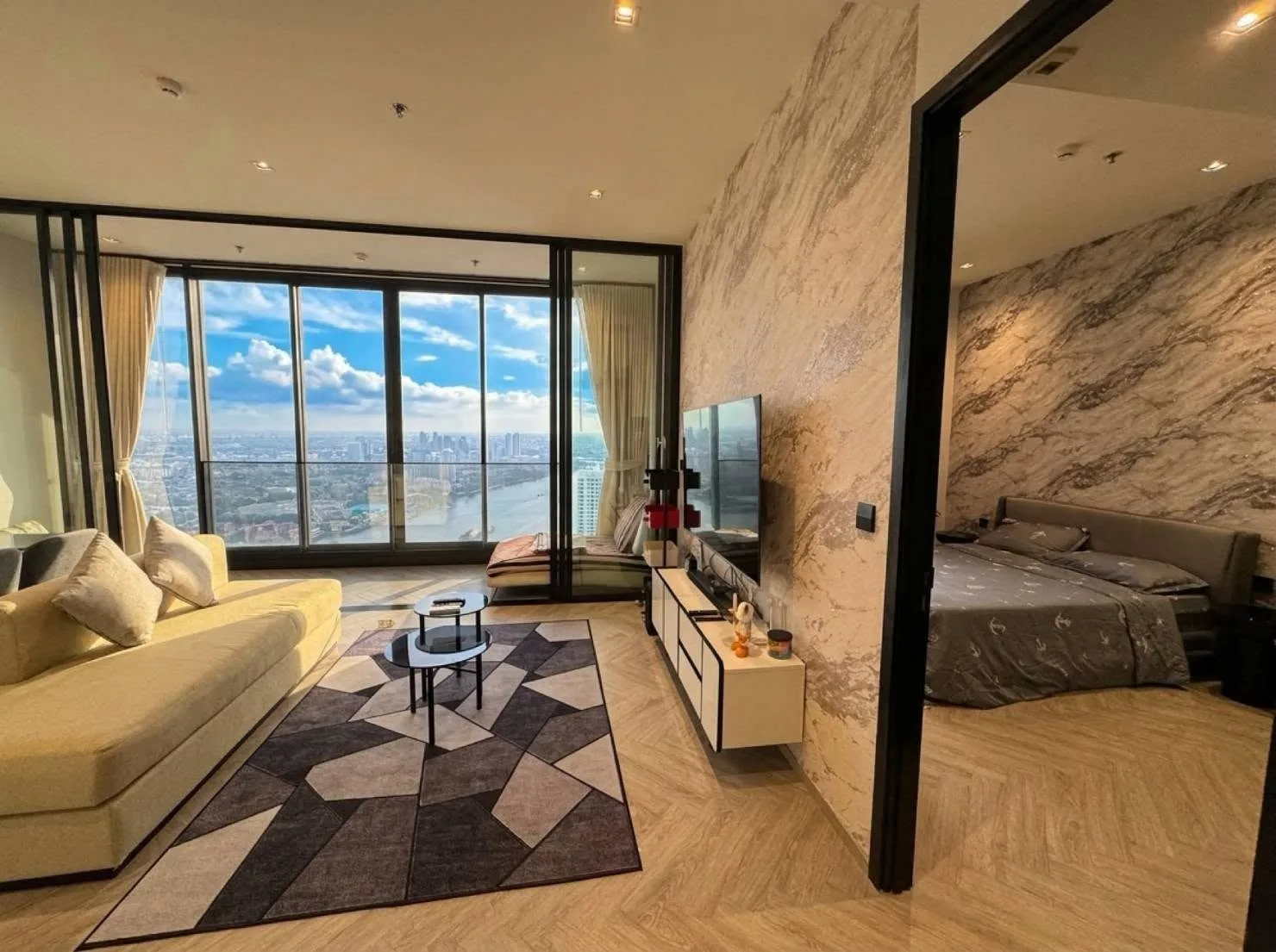 Chapter Charoennakorn Riverside | 2-Bedroom for Rent & Sale